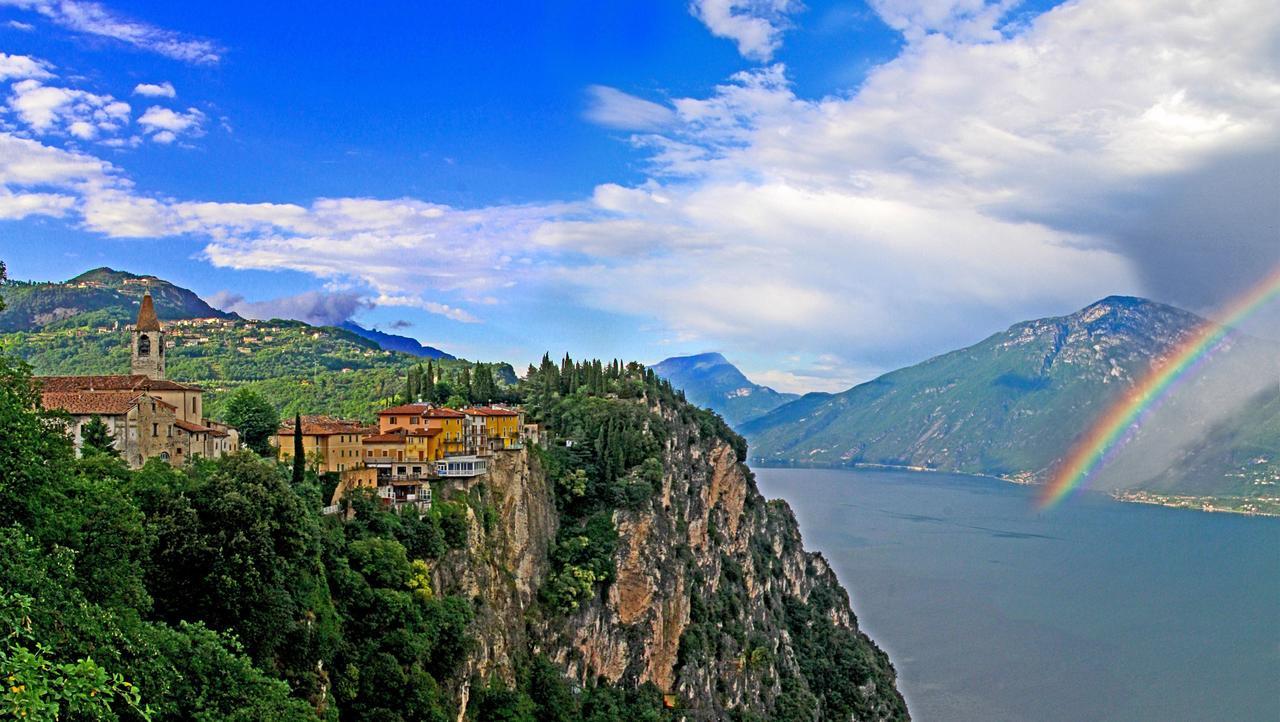 Casa Belvedere Garden By Gardadomusmea Tremosine Екстериор снимка